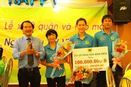 Đội trẻ VTV Bình Điền Long An được khen thưởng 200 triệu đồng