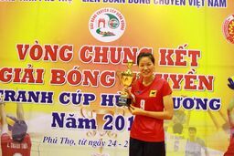 Phụ công Nguyễn Thị Ngọc Hoa và tầm ảnh hưởng tới đội bóng