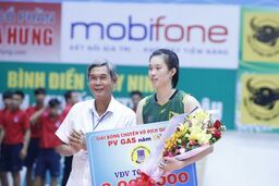 Trần Thị Thanh Thúy hội quân cùng VTV Bình Điền Long An trước mùa giải mới