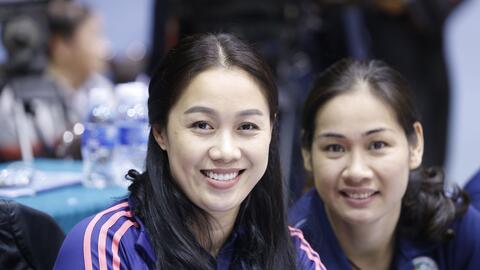 Hai nữ trọng tài xinh đẹp của bóng chuyền Việt Nam