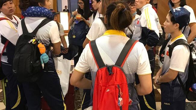 Đội tuyển bóng chuyền nam, nữ lên đường tham dự SEA Games 29