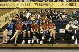 Vòng loại giải bóng chuyền nữ VĐTG 2014 khu vực châu Á: Bại Nhưng Không Nản!