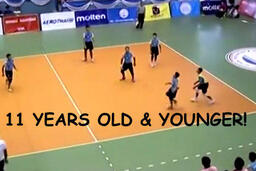 Xem và thưởng thức video về U12 bóng chuyền Thái Lan