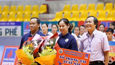 Liên đoàn Bóng chuyền Việt Nam tiến hành phong cấp cho 34 trọng tài