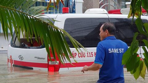 HLV trưởng Sanest Khánh Hòa xả thân cứu người trong mưa lũ