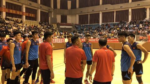 Bóng chuyền nam thắng Quảng Đông 3-1