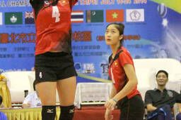 Đội tuyển trẻ Việt Nam chuẩn bị cho giải bóng chuyền nữ U17 châu Á.